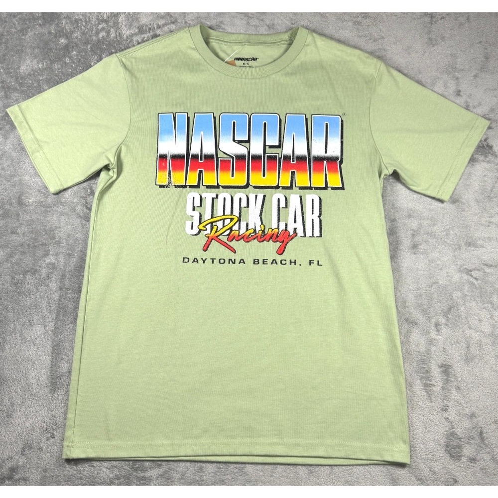 NASCAR Stock Car Racing Daytona Beach Graphic T-Shirt Green Small BB50064820 NWT